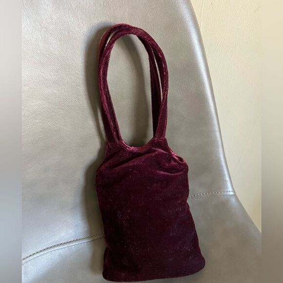 Vintage burgundy velvet glam goth spider web chains mini bag wristlet formal - Picture 8 of 8